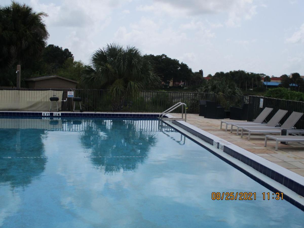 Quality Inn & Suites Kissimmee By The Lake Four Corners Exterior photo